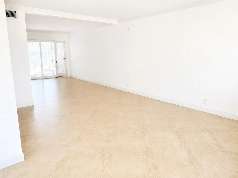 2131 NE 42nd Court #202e Lighthouse Point, FL 33064
