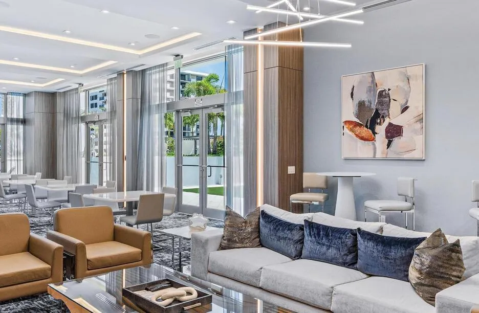 1 Water Club Way #402 North Palm Beach, FL 33408