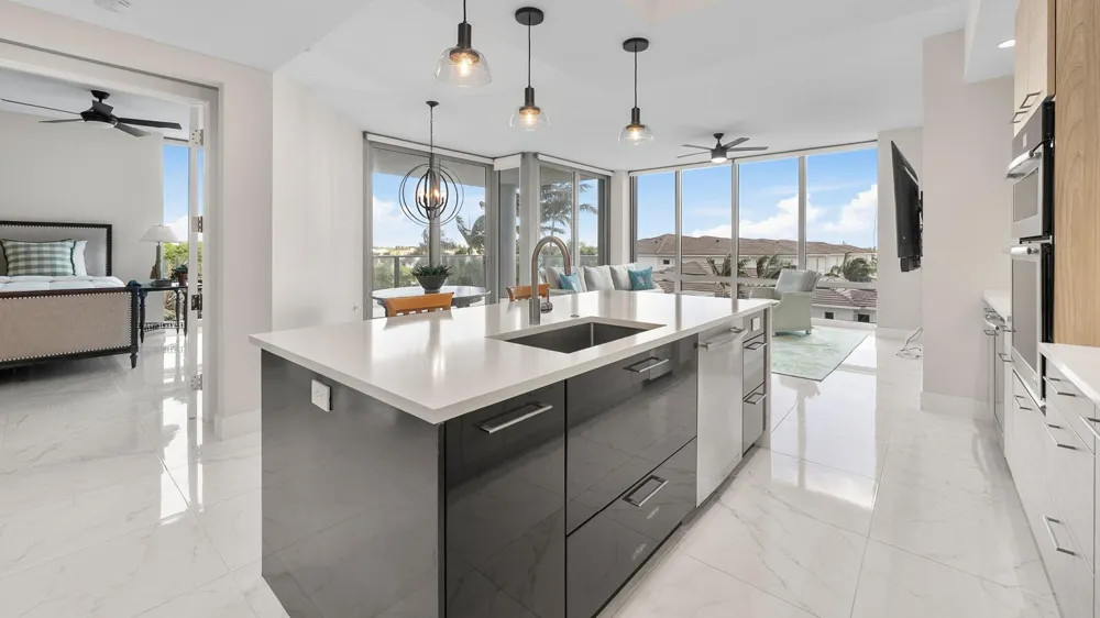 1 Water Club Way #402 North Palm Beach, FL 33408