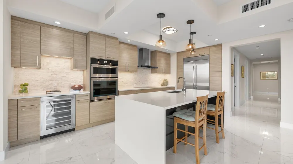 1 Water Club Way #402 North Palm Beach, FL 33408