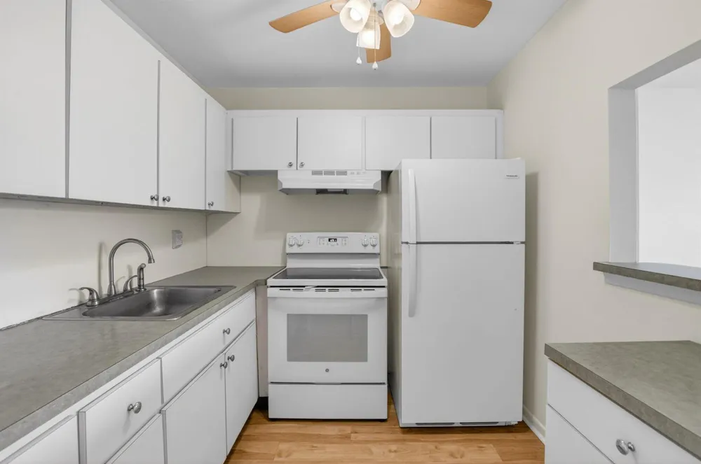 660 Horizon W #107 Boynton Beach, FL 33435