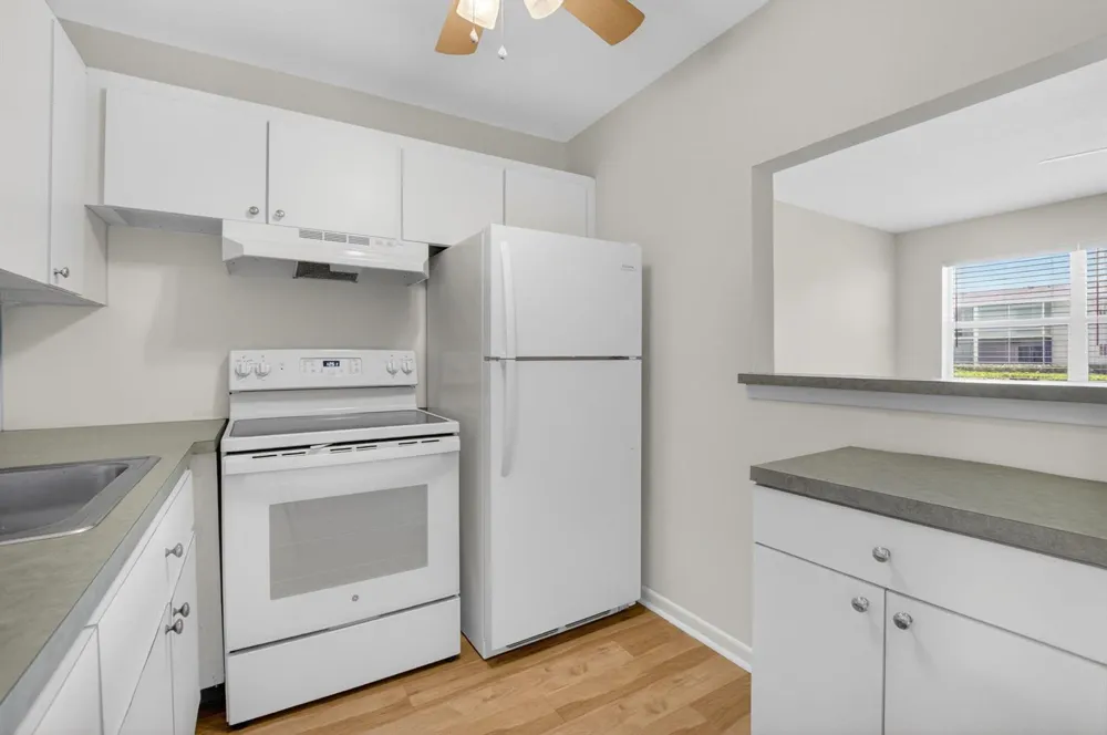 660 Horizon W #107 Boynton Beach, FL 33435