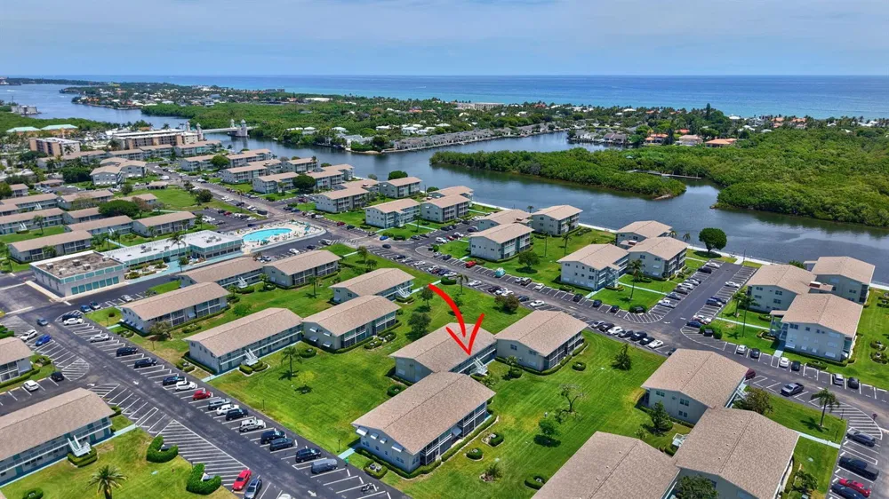 660 Horizon W #107 Boynton Beach, FL 33435
