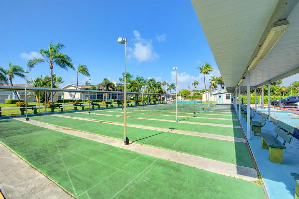 660 Horizon W #107 Boynton Beach, FL 33435