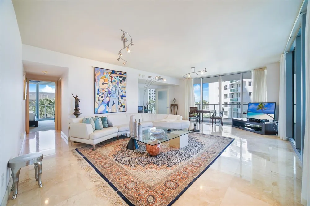 3101 S Ocean Drive #401 Hollywood, FL 33019