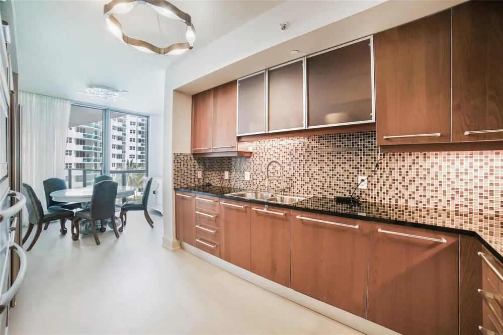 3101 S Ocean Drive #401 Hollywood, FL 33019