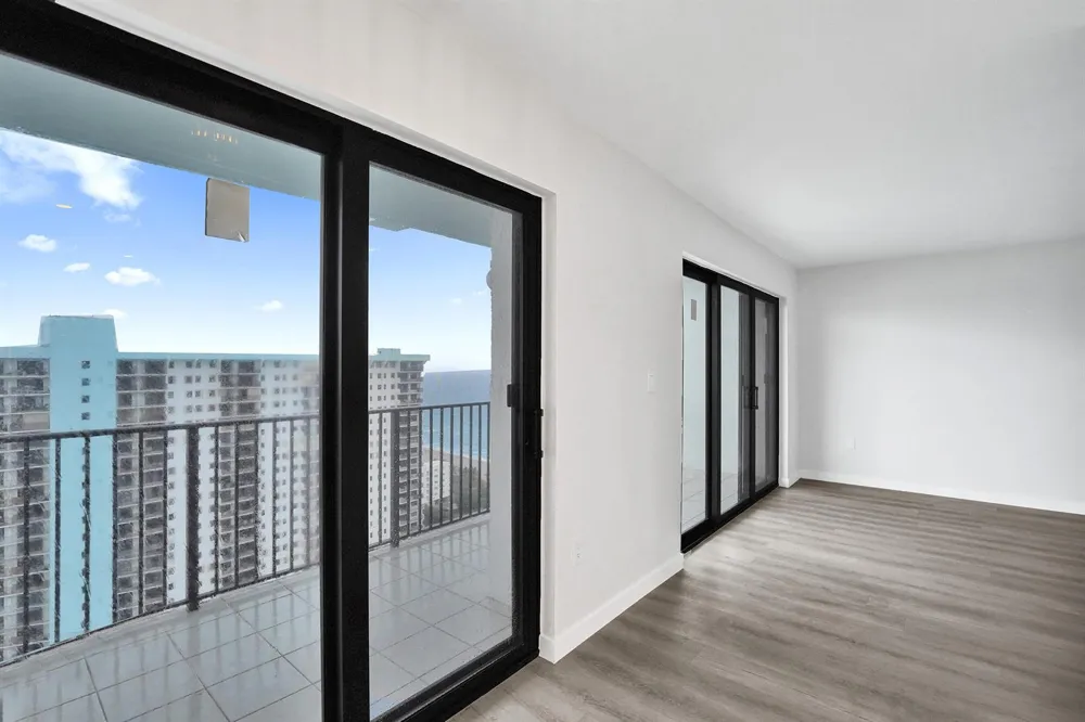 1201 S Ocean Drive #2509s Hollywood, FL 33019