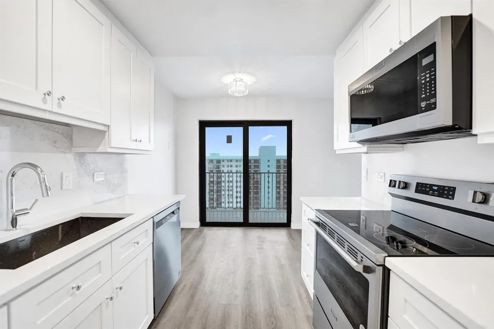 1201 S Ocean Drive #2509s Hollywood, FL 33019