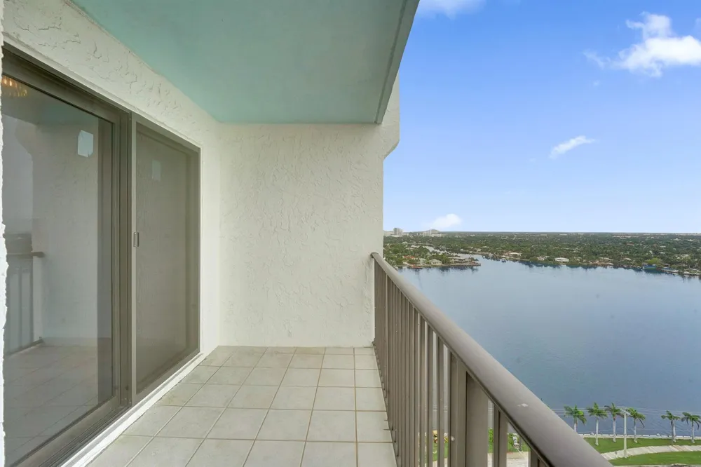 1201 S Ocean Drive #2509s Hollywood, FL 33019