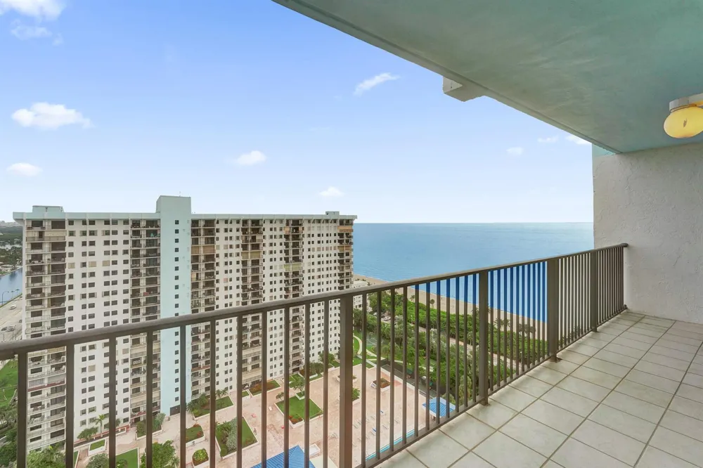 1201 S Ocean Drive #2509s Hollywood, FL 33019