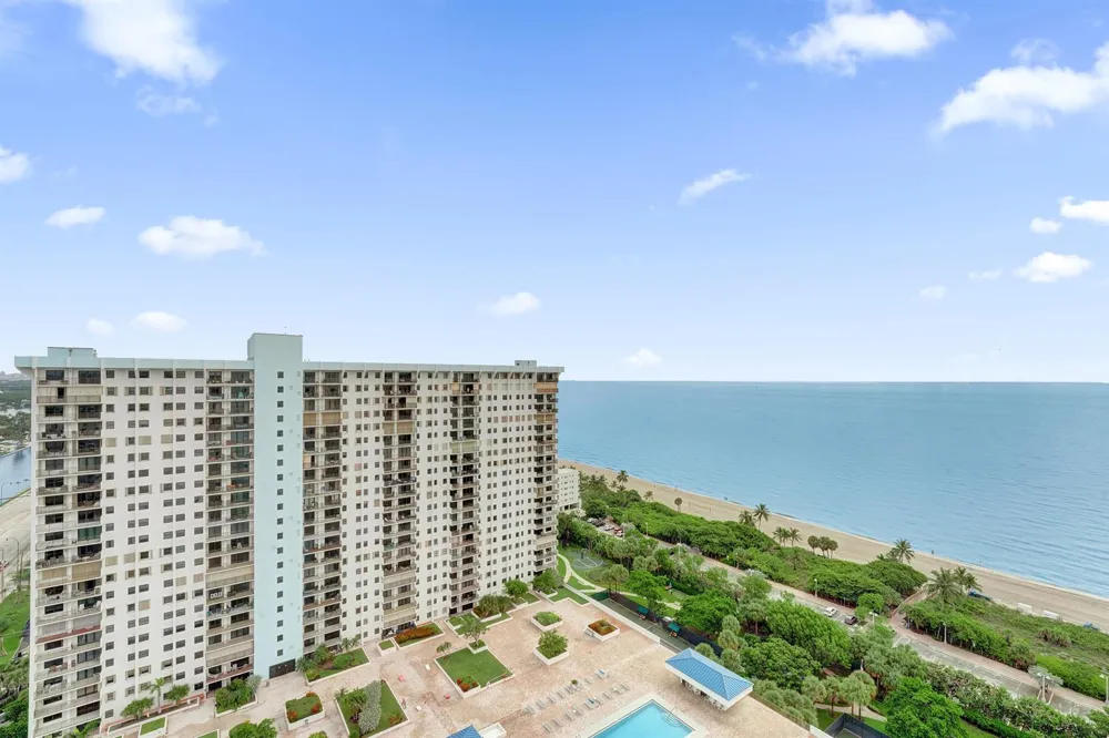 1201 S Ocean Drive #2509s Hollywood, FL 33019