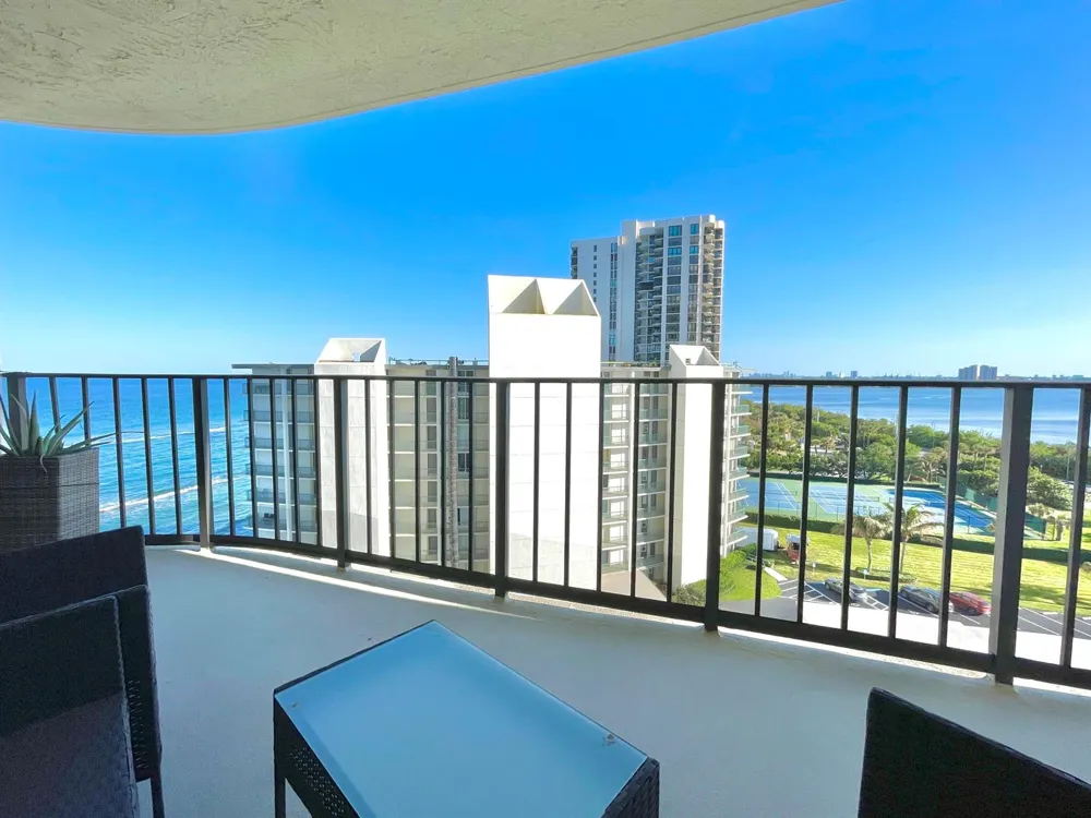 5420 Ocean Drive #906 Singer Island, FL 33404