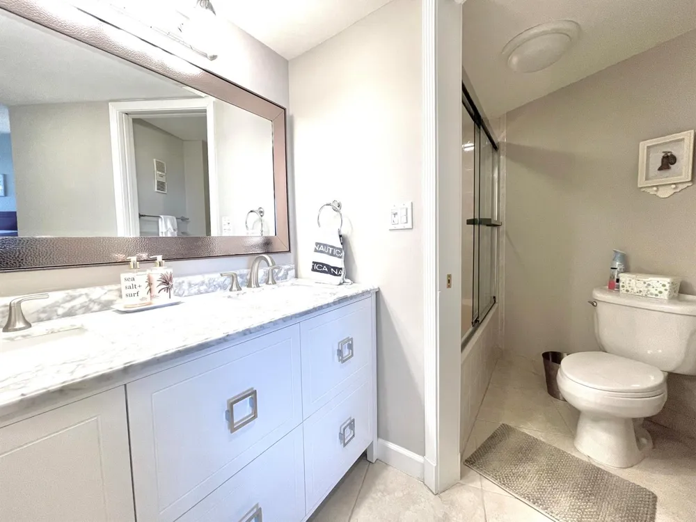 5420 Ocean Drive #906 Singer Island, FL 33404