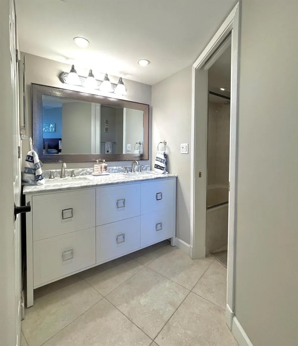 5420 Ocean Drive #906 Singer Island, FL 33404