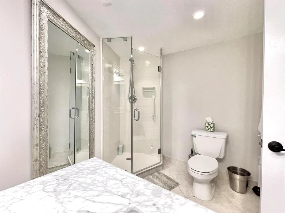 5420 Ocean Drive #906 Singer Island, FL 33404