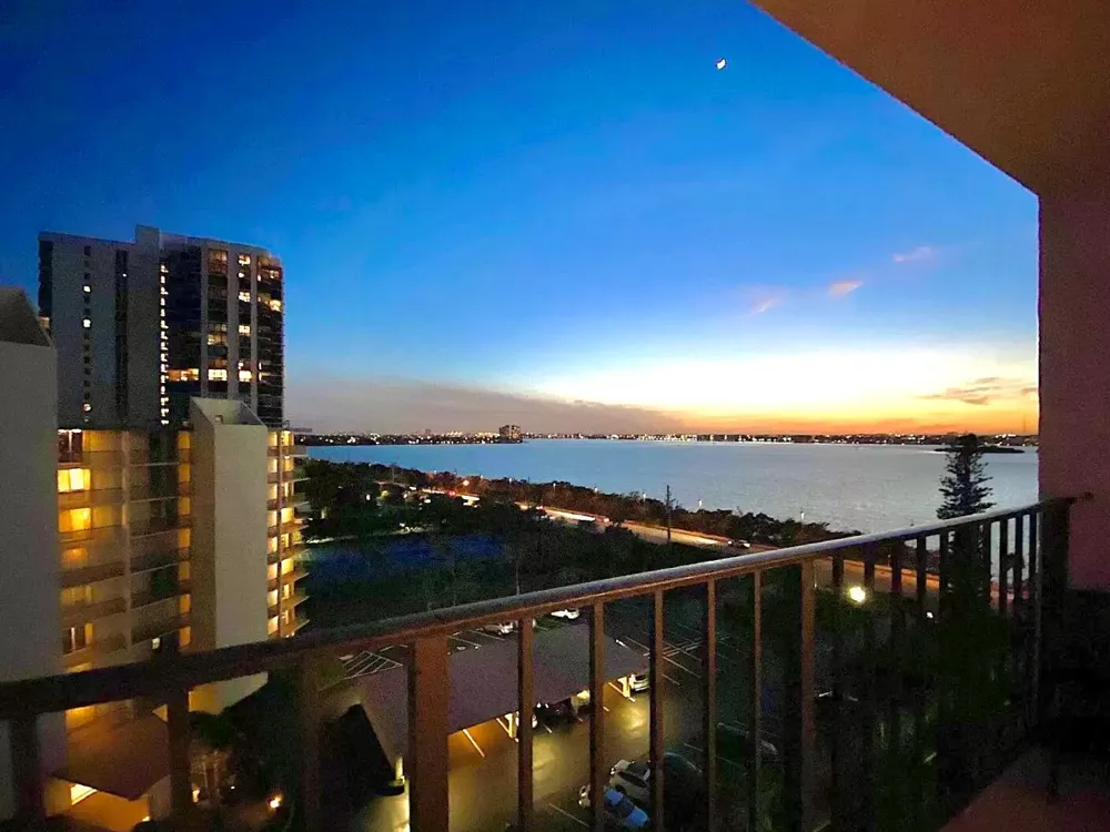 5420 Ocean Drive #906 Singer Island, FL 33404