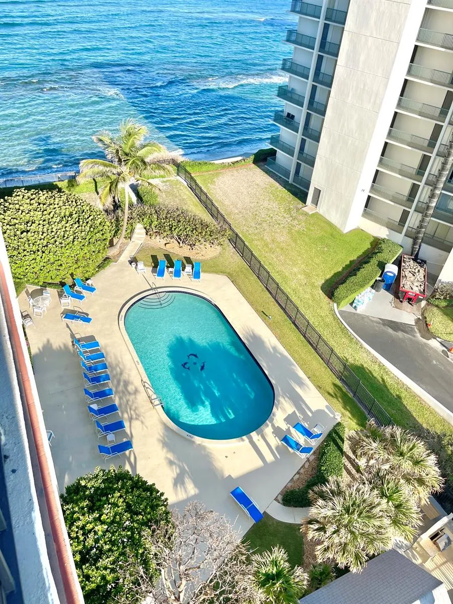 5420 Ocean Drive #906 Singer Island, FL 33404