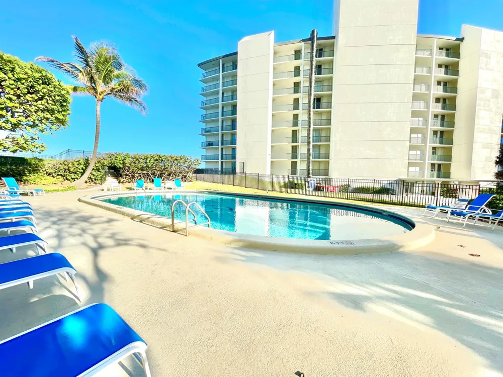 5420 Ocean Drive #906 Singer Island, FL 33404