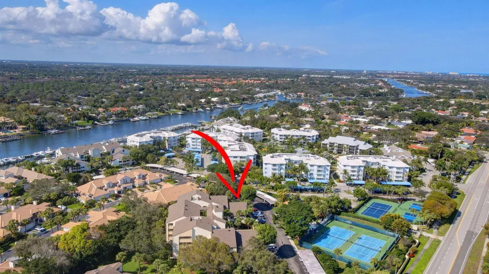 318 Oak Harbour Drive #318 Juno Beach, FL 33408