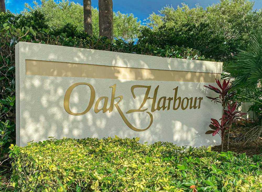 318 Oak Harbour Drive #318 Juno Beach, FL 33408