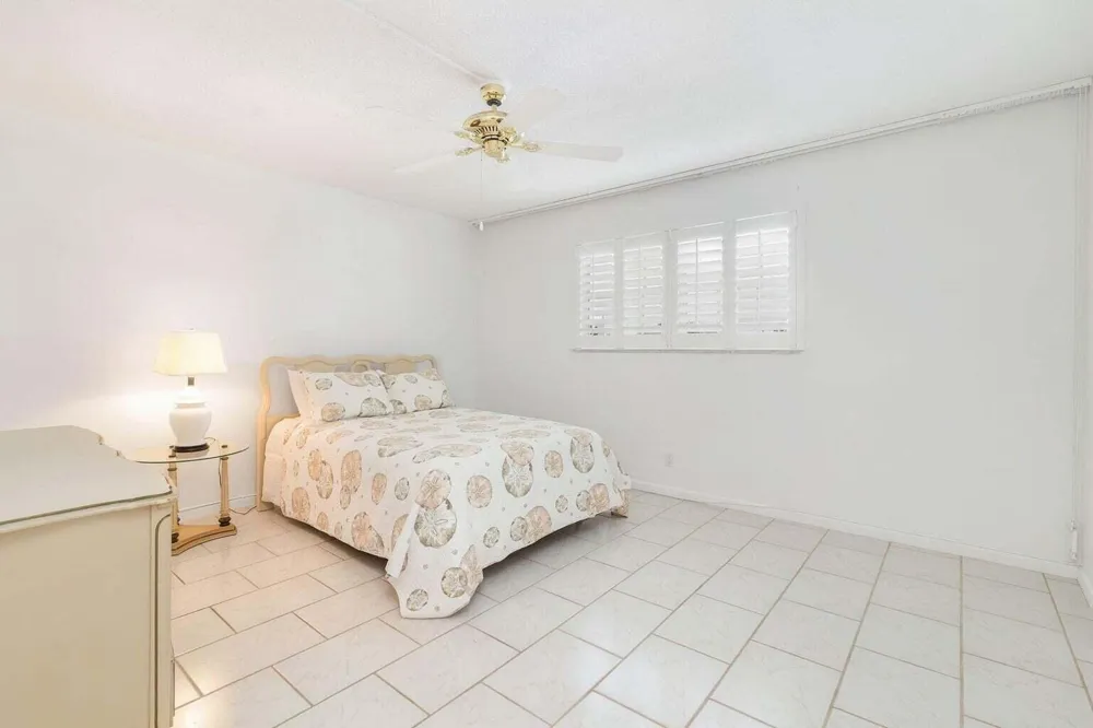 907 Marina Drive #402 North Palm Beach, FL 33408