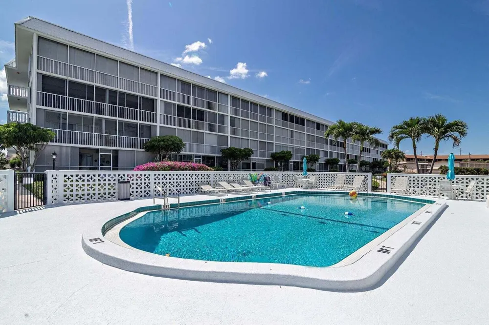 907 Marina Drive #402 North Palm Beach, FL 33408