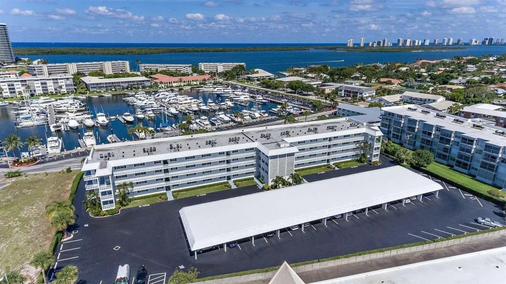 907 Marina Drive #402 North Palm Beach, FL 33408