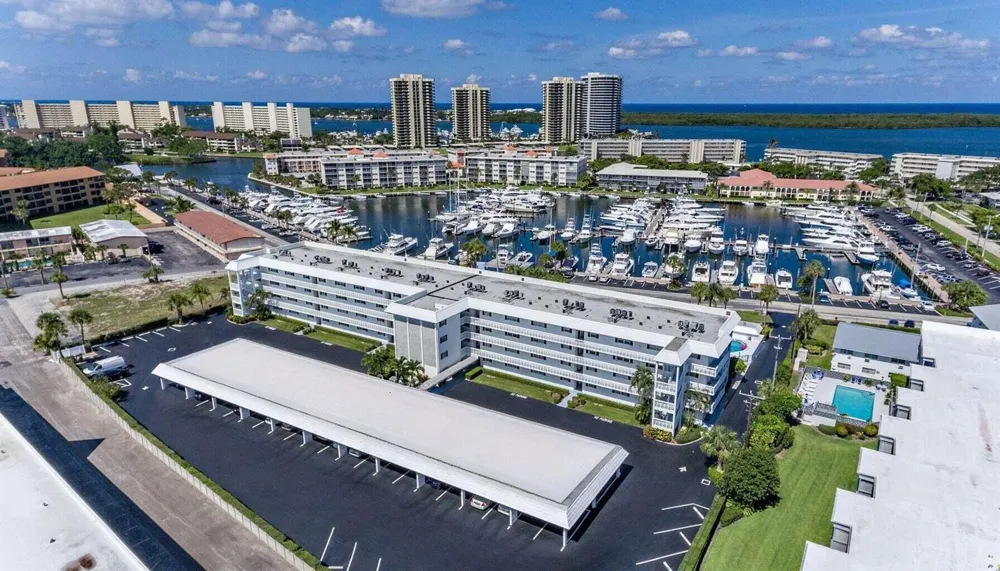 907 Marina Drive #402 North Palm Beach, FL 33408