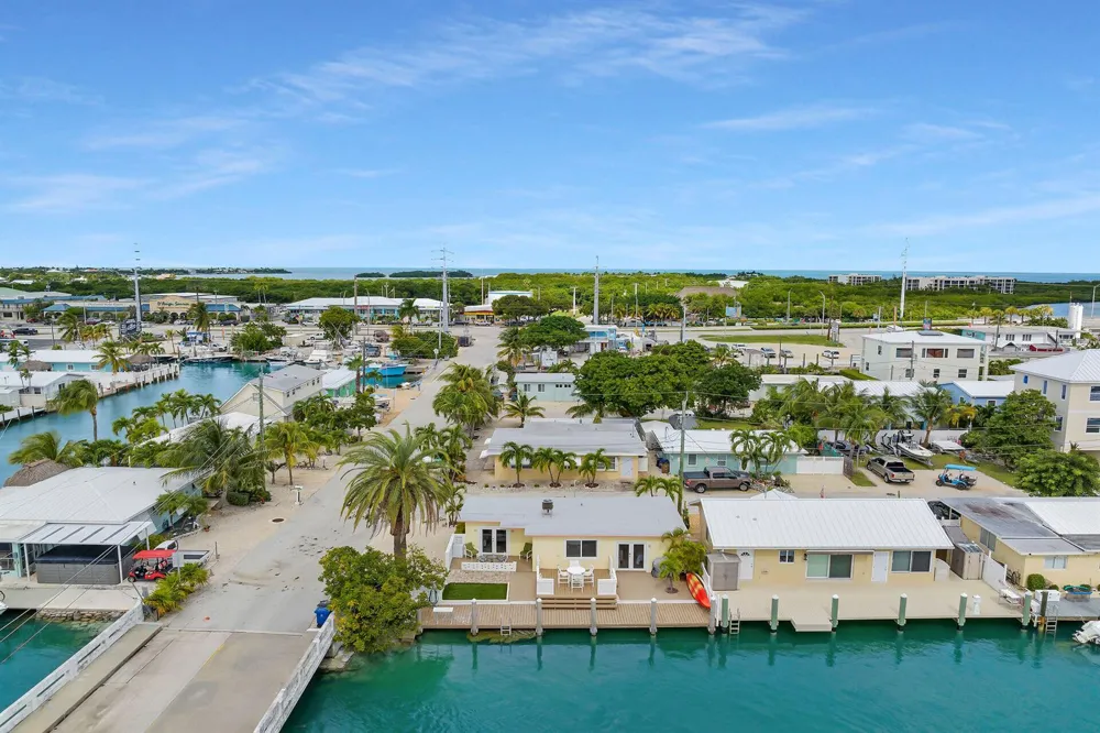 11725 3rd Avenue Ocean Marathon, FL 33050