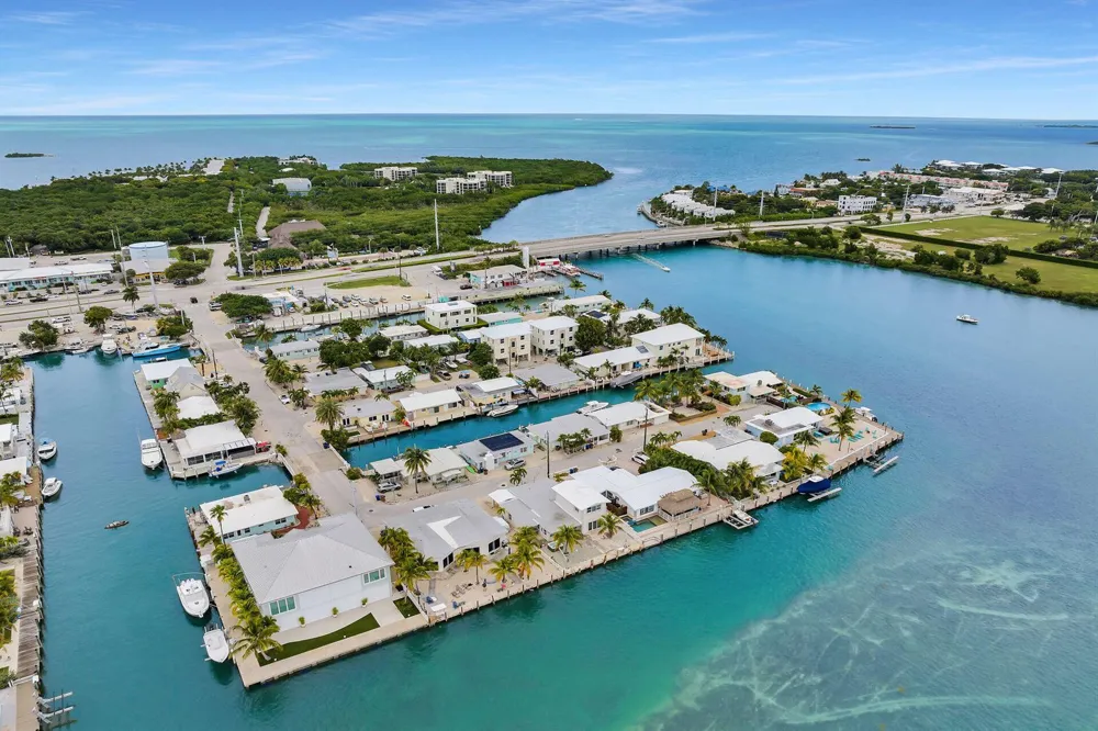 11725 3rd Avenue Ocean Marathon, FL 33050
