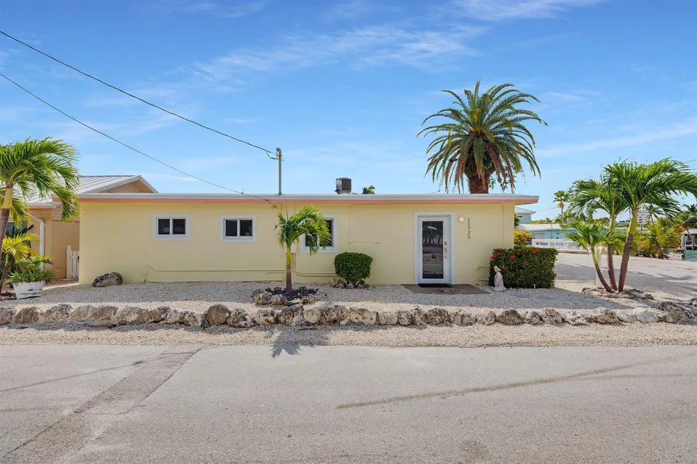 11725 3rd Avenue Ocean Marathon, FL 33050