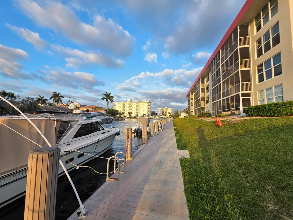 3100 NE 48th Court #113 Lighthouse Point, FL 33064