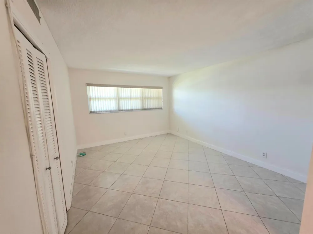 3100 NE 48th Court #113 Lighthouse Point, FL 33064