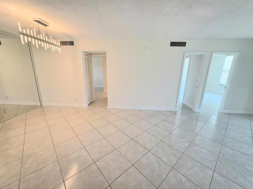 3100 NE 48th Court #113 Lighthouse Point, FL 33064