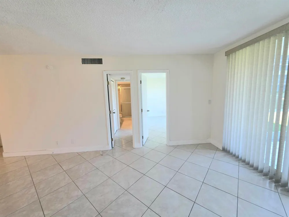 3100 NE 48th Court #113 Lighthouse Point, FL 33064