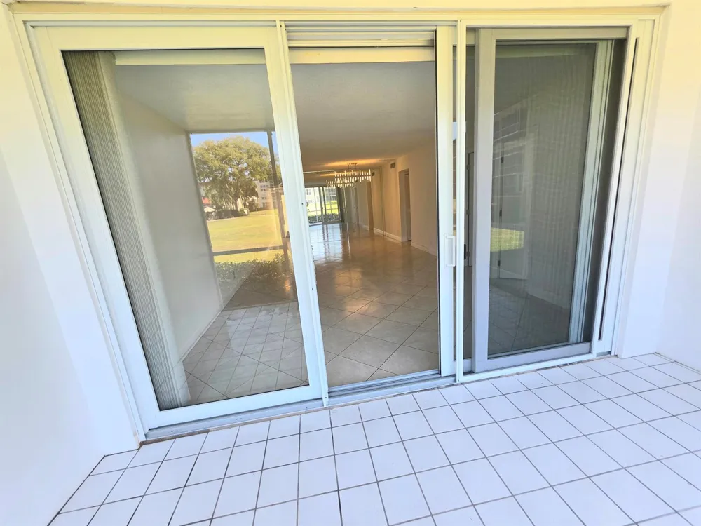 3100 NE 48th Court #113 Lighthouse Point, FL 33064