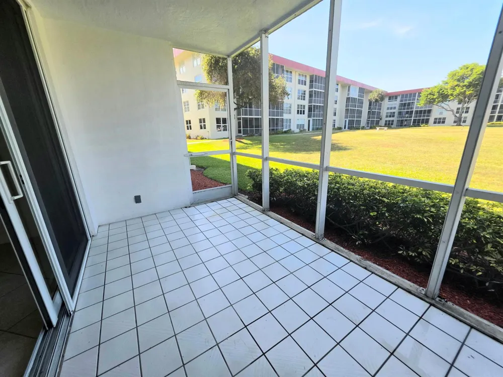 3100 NE 48th Court #113 Lighthouse Point, FL 33064