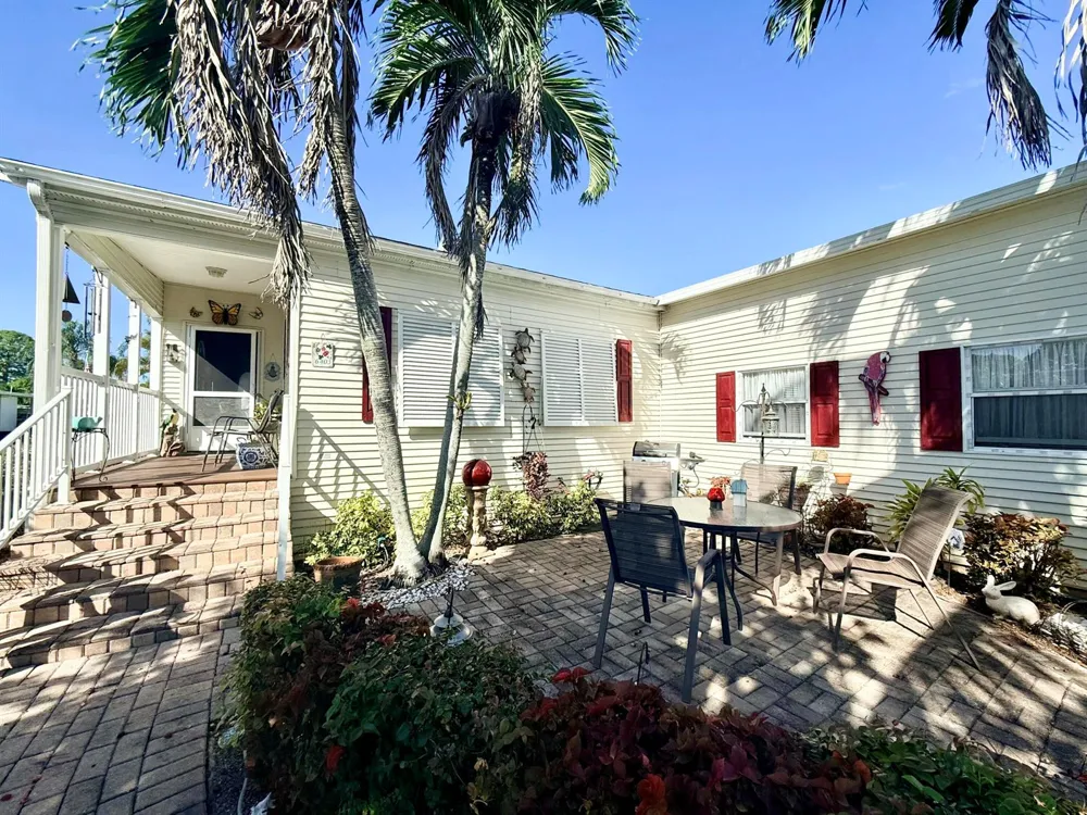 6403 Birch Lane Lantana, FL 33462