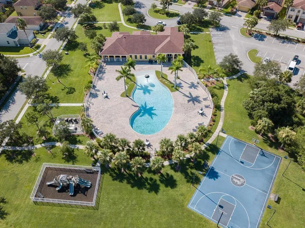 9446 Windrift Circle Fort Pierce, FL 34945