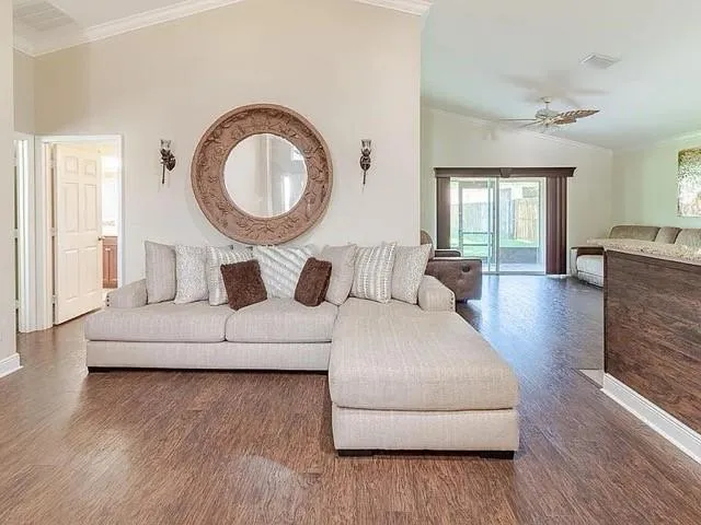 9446 Windrift Circle Fort Pierce, FL 34945