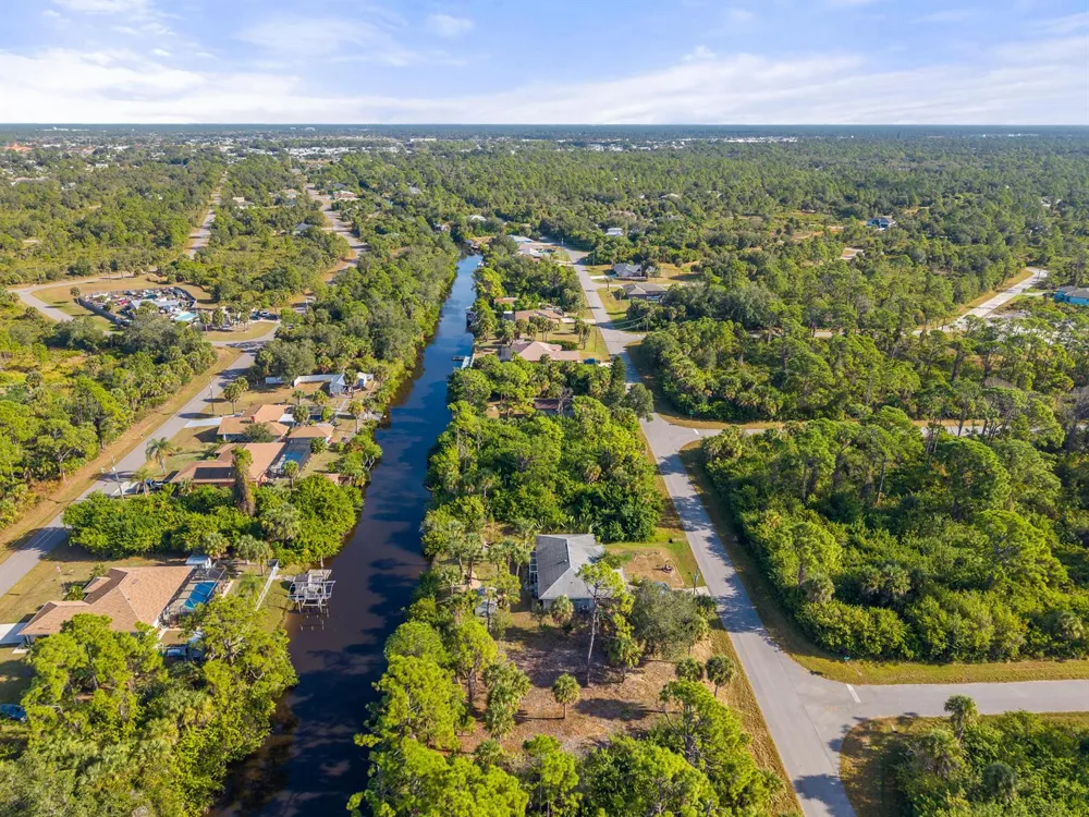 409 Cheshire Street Port Charlotte, FL 33953