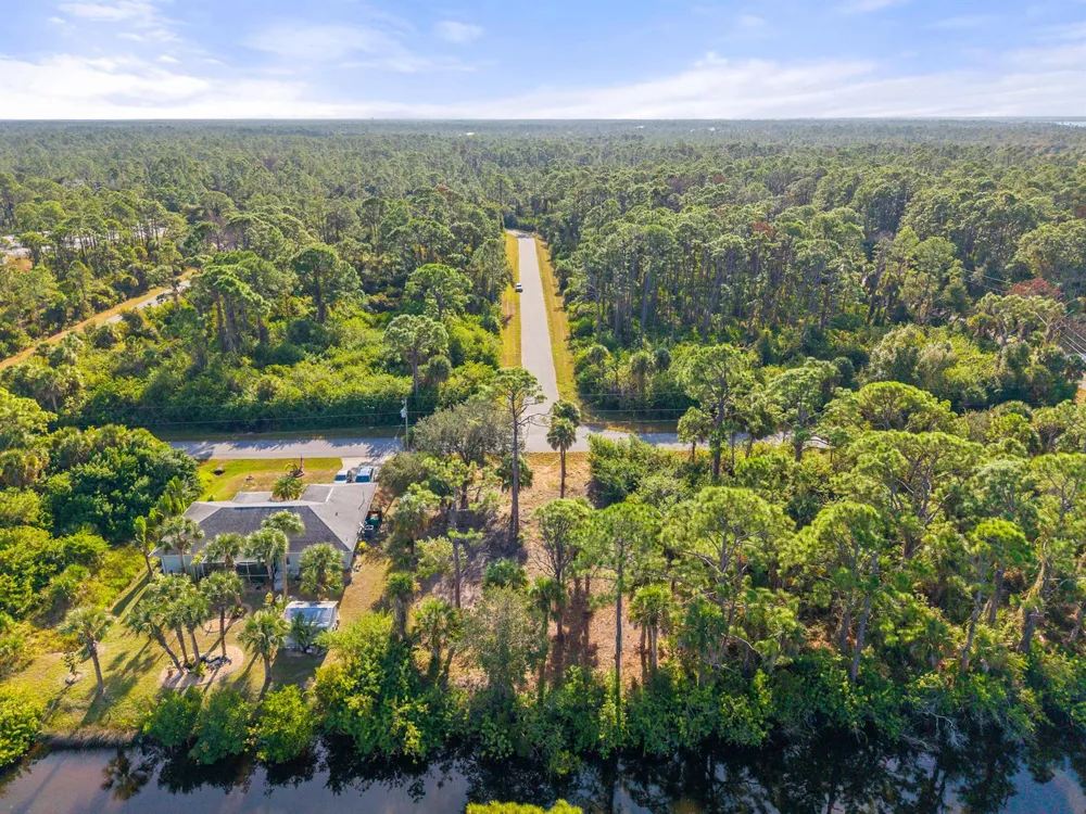 409 Cheshire Street Port Charlotte, FL 33953