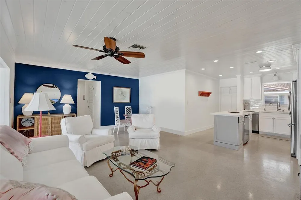 5450 Ocean Boulevard #6A Lauderdale By The Sea, FL 33308