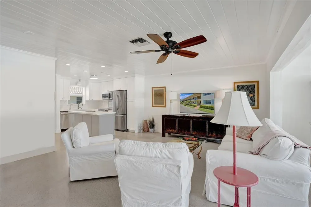 5450 Ocean Boulevard #6A Lauderdale By The Sea, FL 33308