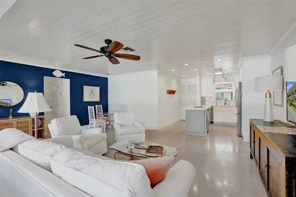 5450 Ocean Boulevard #6A Lauderdale By The Sea, FL 33308