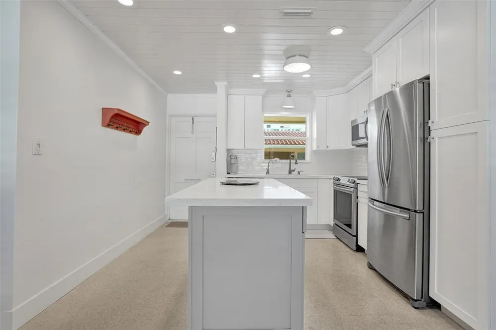 5450 Ocean Boulevard #6A Lauderdale By The Sea, FL 33308