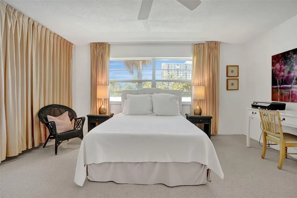 5450 Ocean Boulevard #6A Lauderdale By The Sea, FL 33308