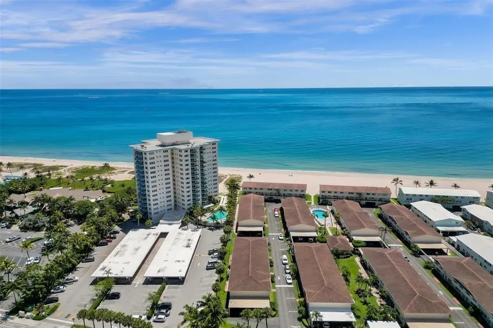 5450 Ocean Boulevard #6A Lauderdale By The Sea, FL 33308