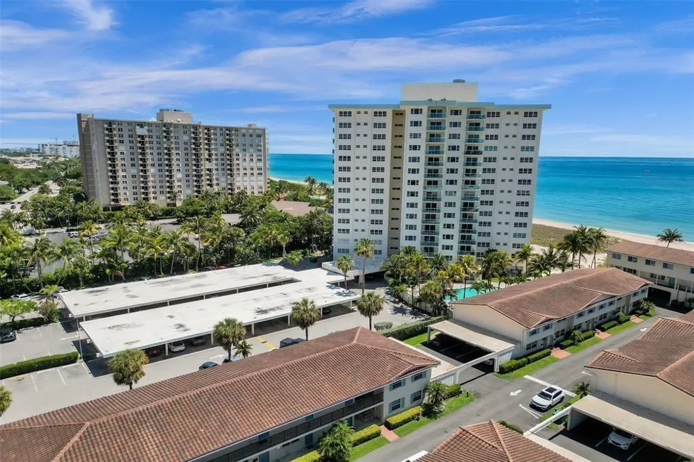 5450 Ocean Boulevard #6A Lauderdale By The Sea, FL 33308