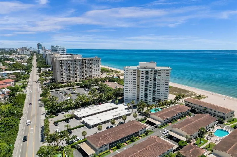 5450 Ocean Boulevard #6A Lauderdale By The Sea, FL 33308